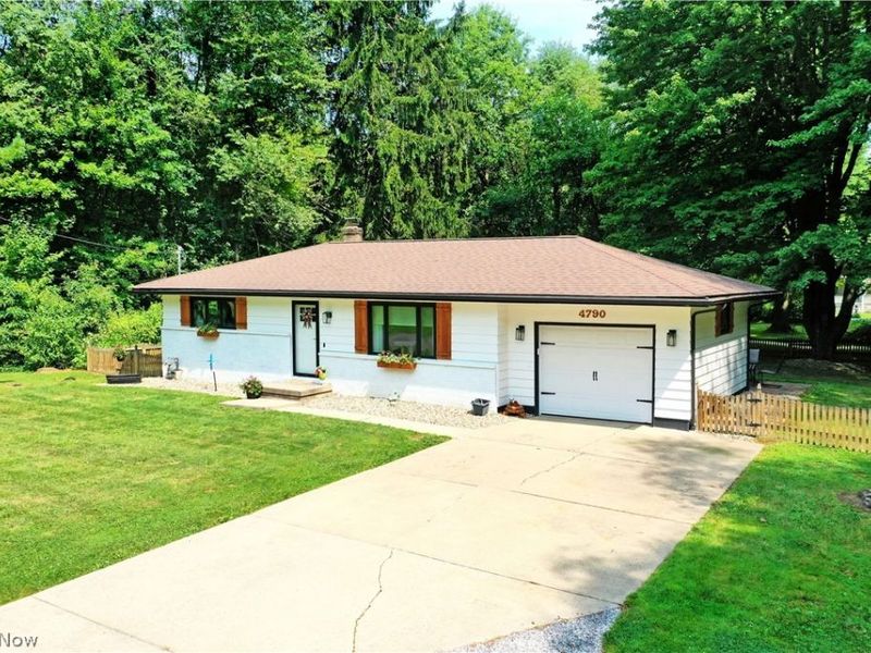 4790 Scott Street, Newton Falls, OH 44444 Photo 2