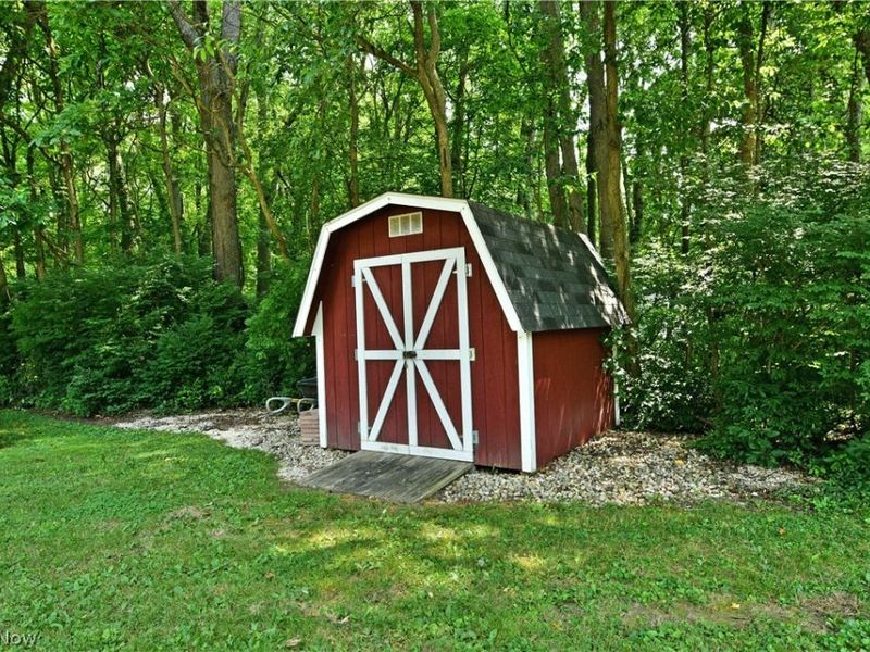 4790 Scott Street, Newton Falls, OH 44444 Photo 8