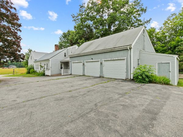 902 Long Plains Road , Buxton, ME 04093