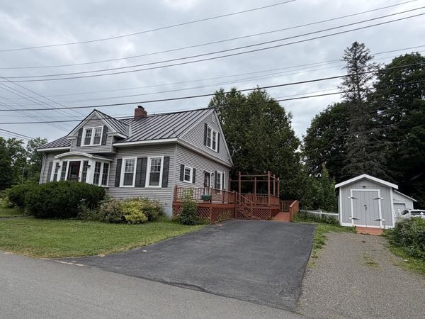 2 Pleasant Court , Houlton, ME 04730