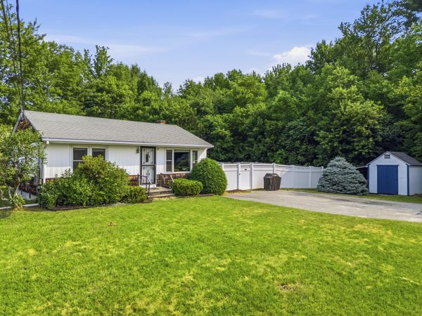 44 King Road , Lisbon, ME 04250