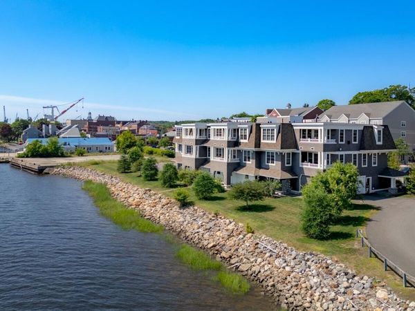 145 Commercial Street , Unit 104, Bath, ME 04530