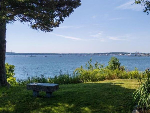 3 Harbor Lane , Rockland, ME 04841
