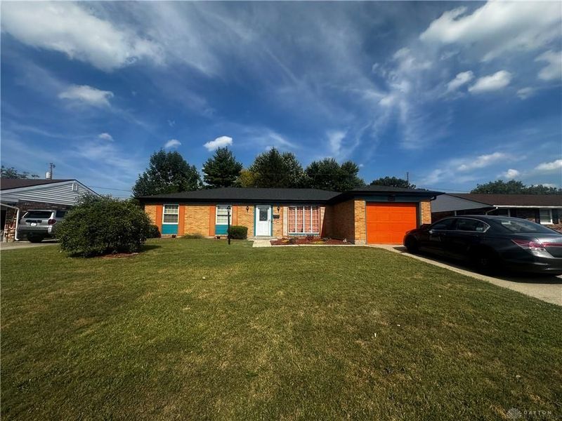 4843 Pacific Court, Huber Heights, OH 45424 Photo 1