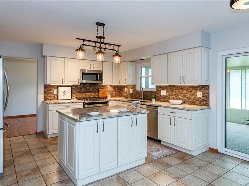 8517 Cameo Lane, Huber Heights, OH 45424 Photo 14
