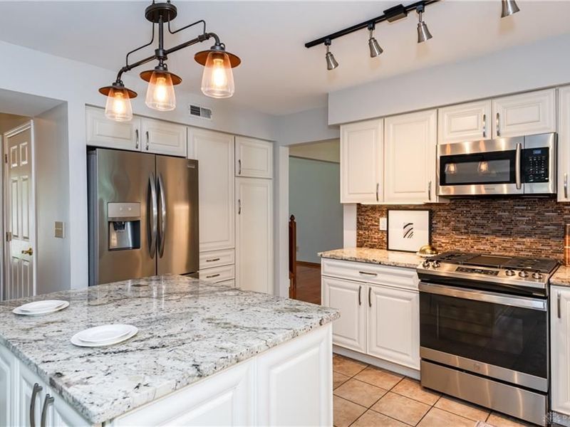 8517 Cameo Lane, Huber Heights, OH 45424 Photo 21