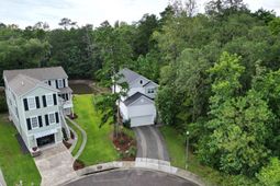 1936 Chestnut Oak Lane photo 4
