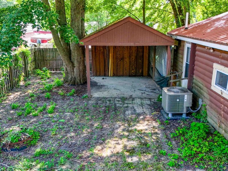 11292 Hiawatha Path, Lakeview, OH 43331 Photo 8