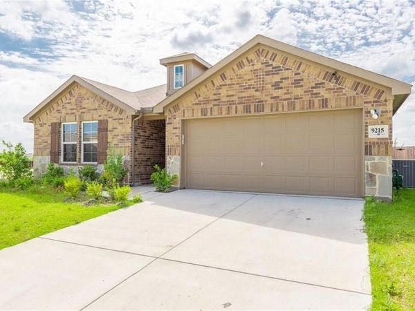 9215 Switchgrass Lane, Forney, TX 75126