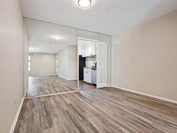 4104 Ridglea Country Club Drive, Fort Worth, TX 76126