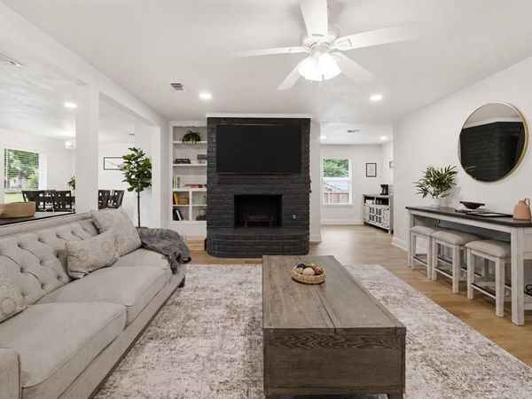 1510 Austrian Road , Grand Prairie, TX 75050