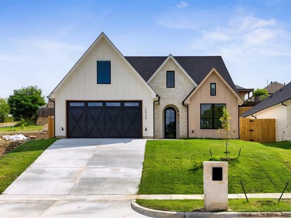 2920 NW 20th Street, Fort Worth, TX 76106