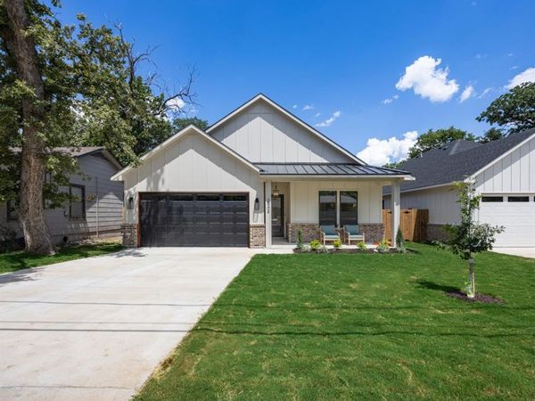 2904 Hiawatha Trail, Lake Worth, TX 76135