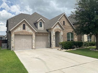9932 Haversham Drive , Fort Worth, TX 76131