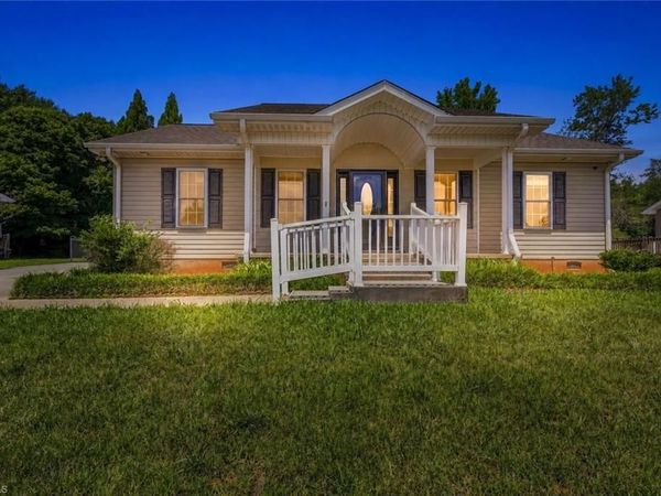 105 McCleskey Drive , Yadkinville, NC 27055