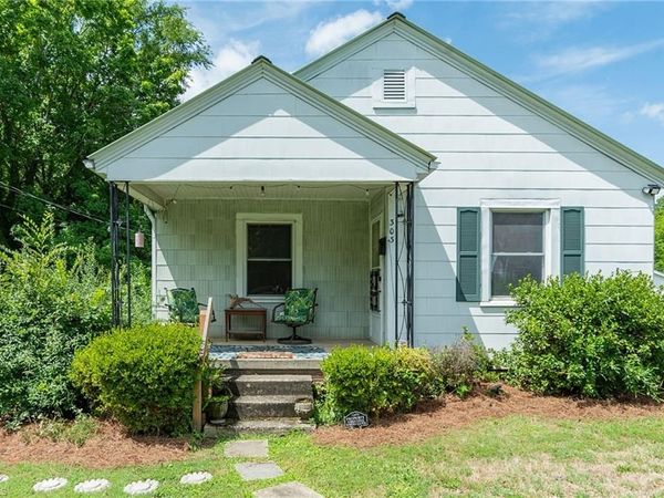 303 Mendota Avenue, Lexington, NC 27292
