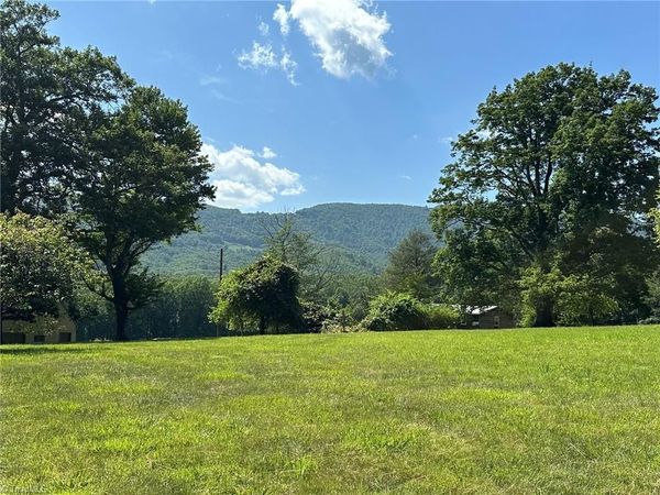 4188 US Highway 21 , Thurmond, NC 28683