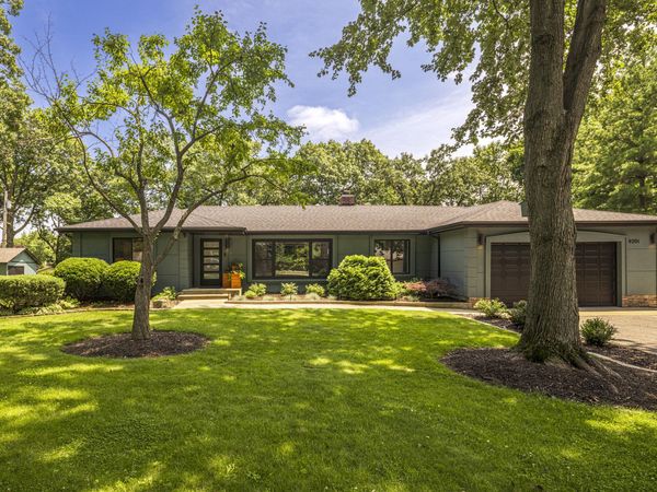 9201 Kardel Drive, St. John, IN 46373