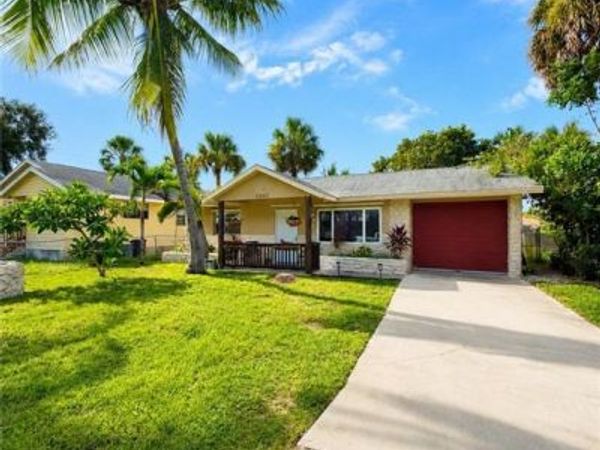 11543 Chapman AVE, BONITA SPRINGS, FL 34135