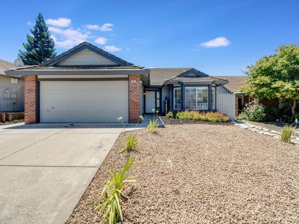 5008 Burnbrae Pl, Antelope, CA 95843