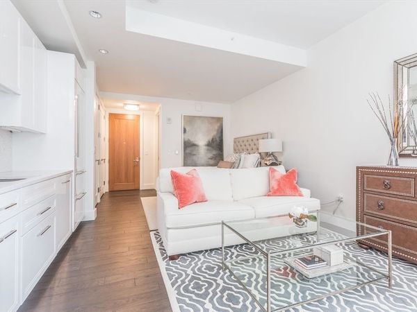 22 Liberty Dr, Unit 2L, Boston, MA 02210