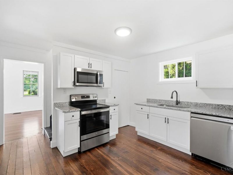 529 E Broadway Street, Harrison, OH 45030 Photo 15