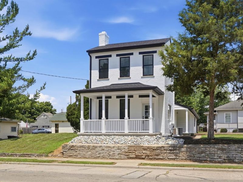 529 E Broadway Street, Harrison, OH 45030 Photo 2
