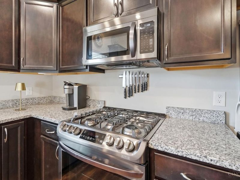 5528 W Mills Drive, Miami Twp, OH 45150 Photo 15