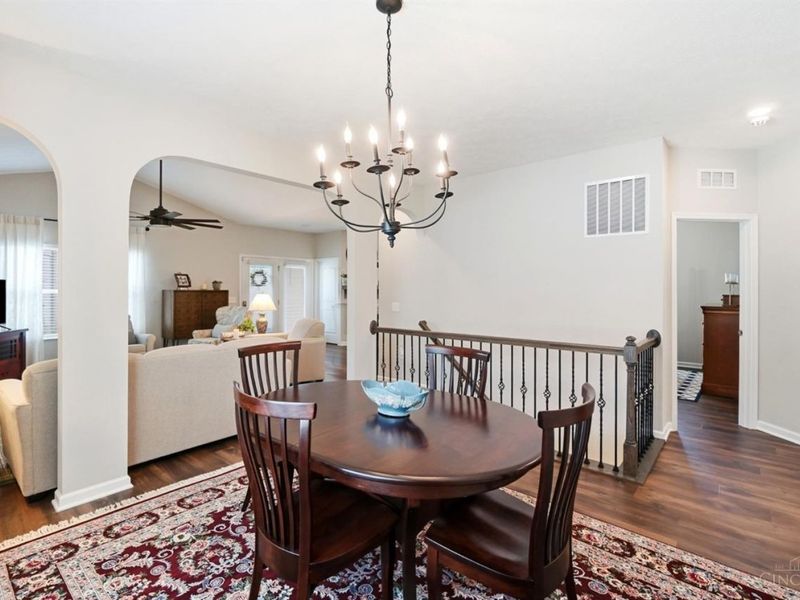 5528 W Mills Drive, Miami Twp, OH 45150 Photo 20