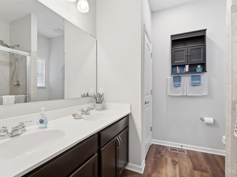 5528 W Mills Drive, Miami Twp, OH 45150 Photo 25