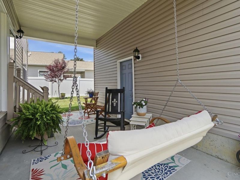 5528 W Mills Drive, Miami Twp, OH 45150 Photo 39
