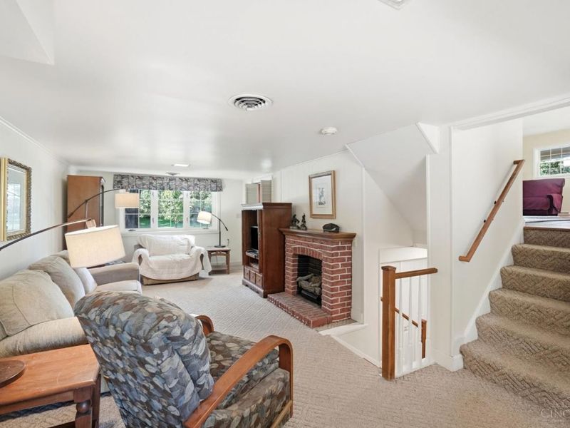 526 Chisholm Trail, Wyoming, OH 45215 Photo 22