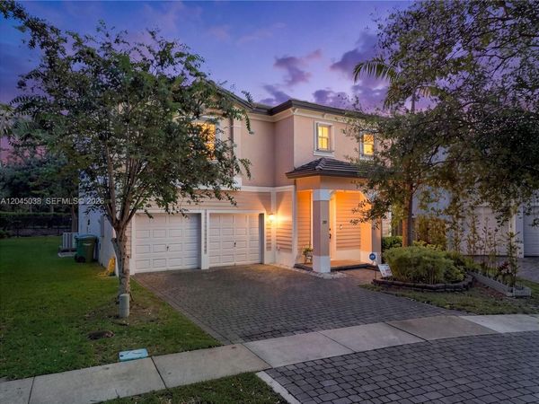 285 NE 32nd Ter , Homestead, FL 33033
