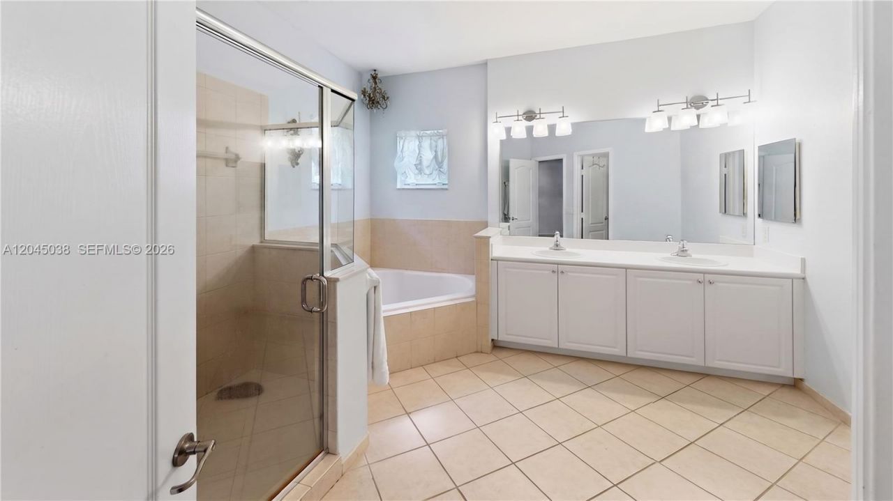 285 NE 32nd Ter , Homestead, FL 33033 Photo