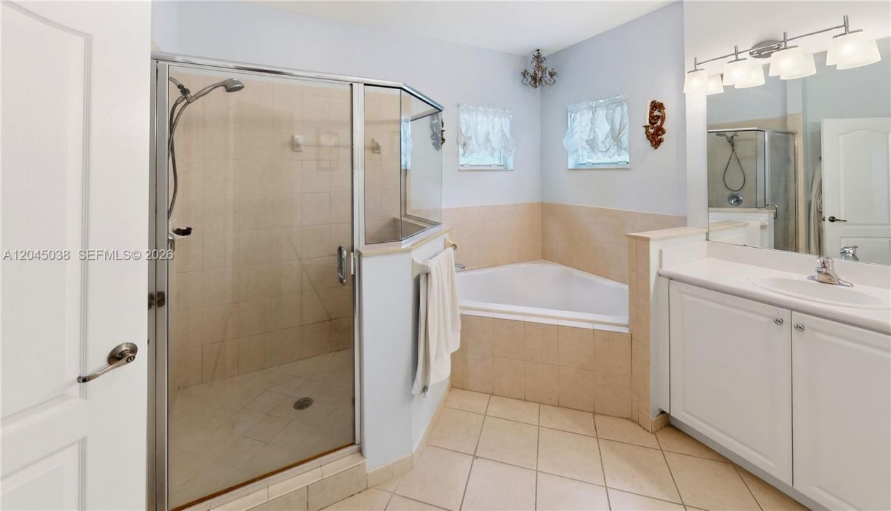 285 NE 32nd Ter , Homestead, FL 33033 Photo
