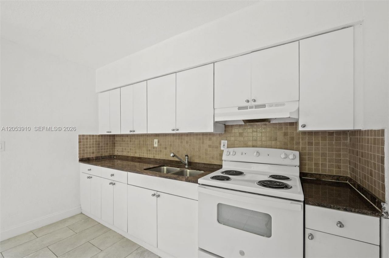 1429 NE 118th Ter , Miami, FL 33161 Photo