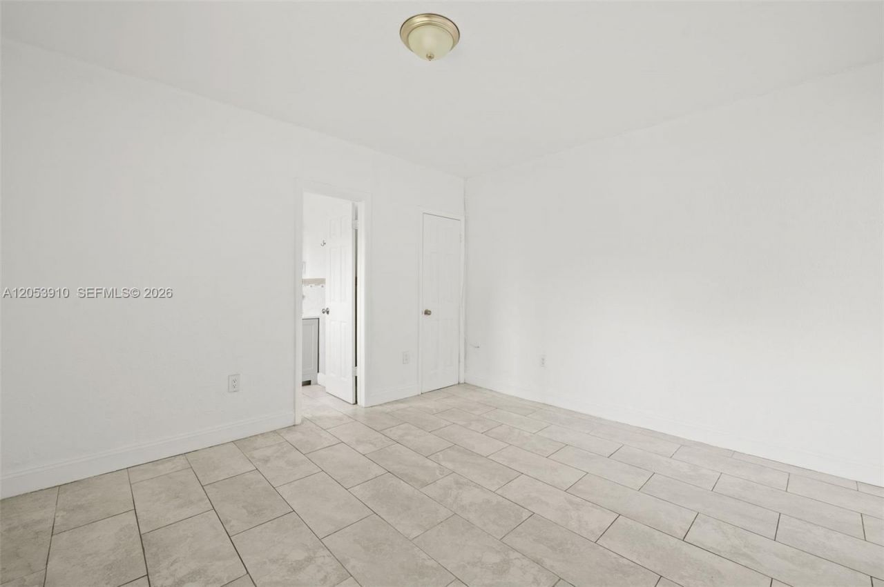 1429 NE 118th Ter , Miami, FL 33161 Photo