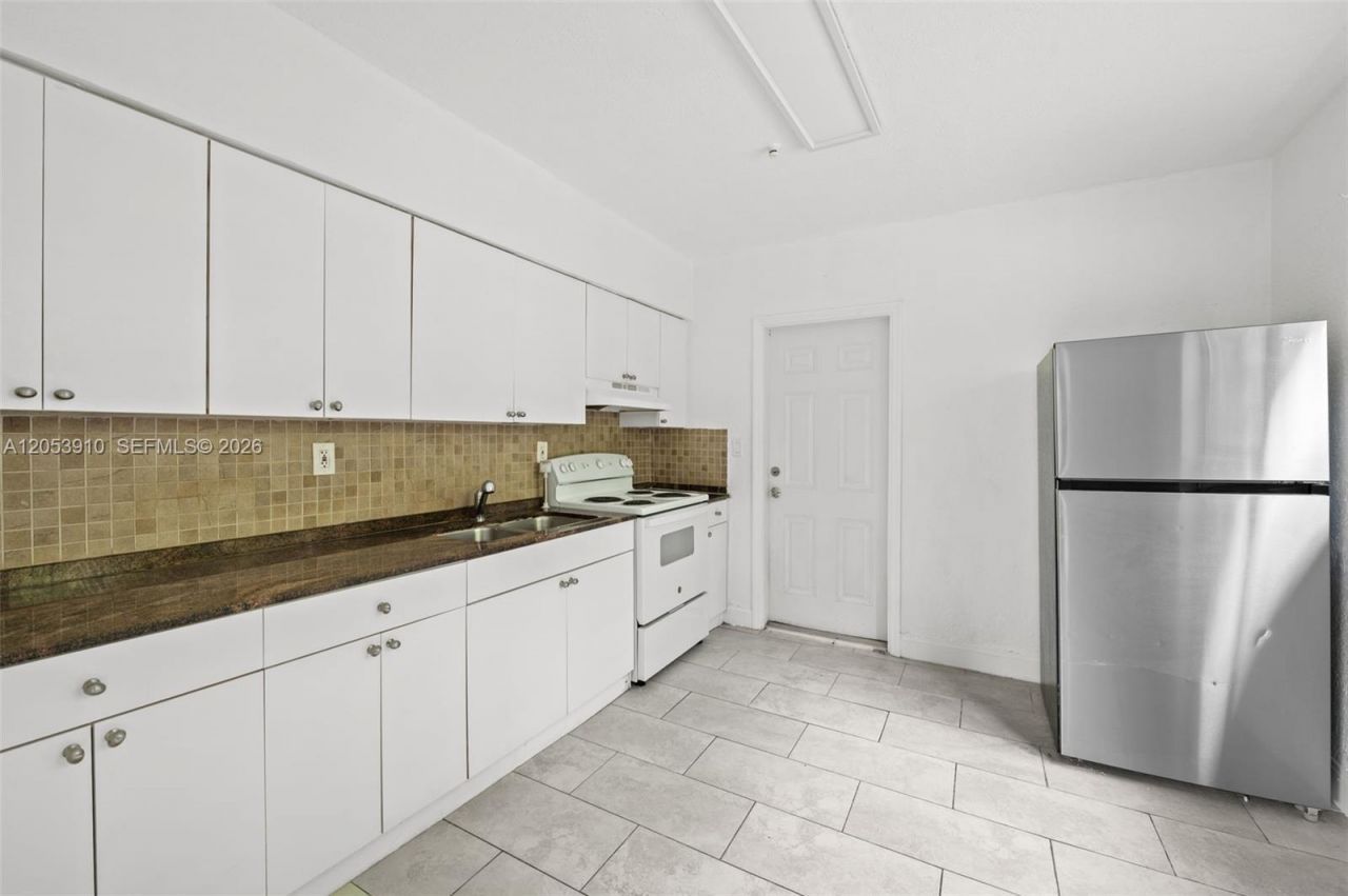 1429 NE 118th Ter , Miami, FL 33161 Photo