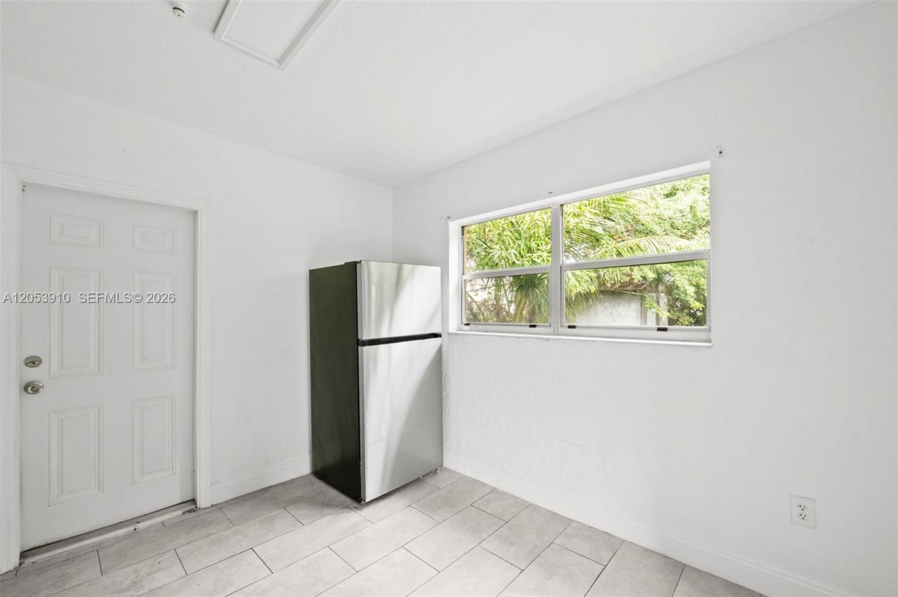 1429 NE 118th Ter , Miami, FL 33161 Photo