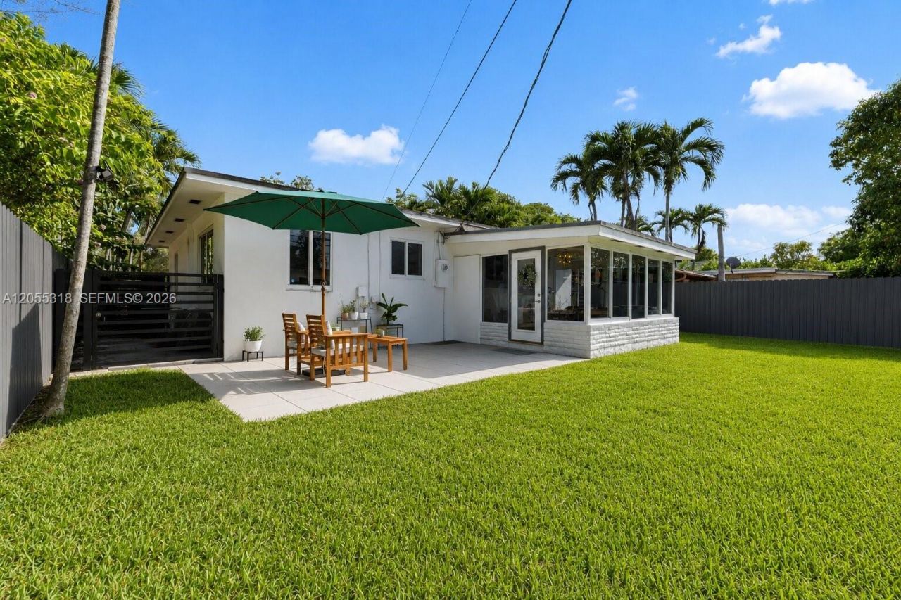 6507 SW 39th Ter, Miami, FL 33155 Photo