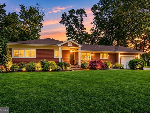 32 DELWOOD ROAD , CHERRY HILL, NJ 08002
