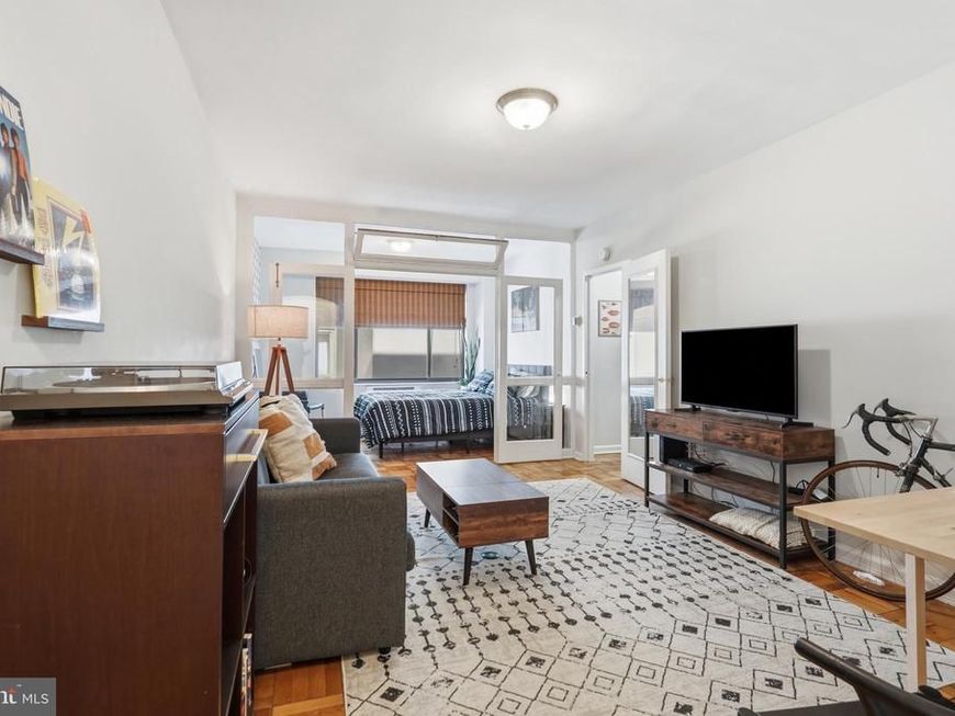 1 Scott Circle Nw, Unit 616, Washington, DC 20036 Main Photo