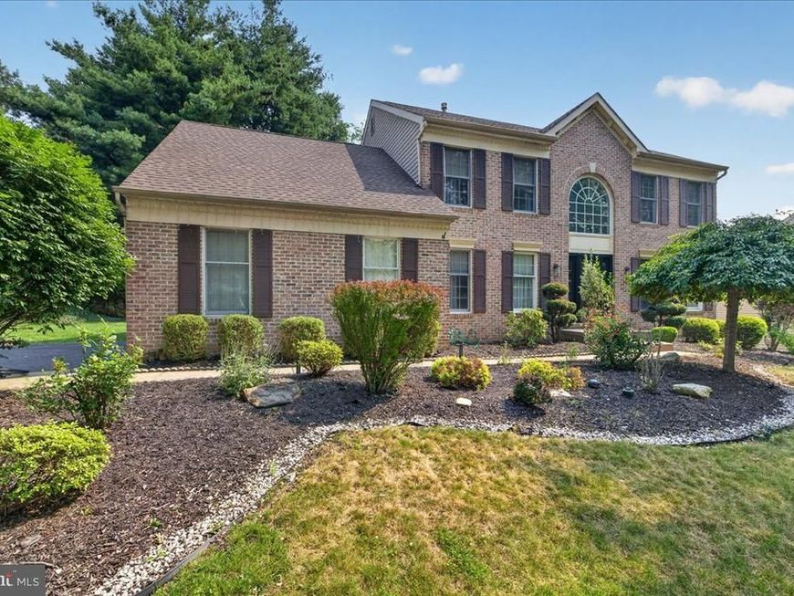 124 Mountain Oaks Road, Yardley, PA 19067 Main Photo