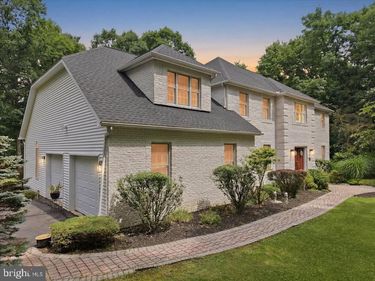 498 TWINBROOK ROAD , BEAR CREEK TOWNSHIP, PA 18702