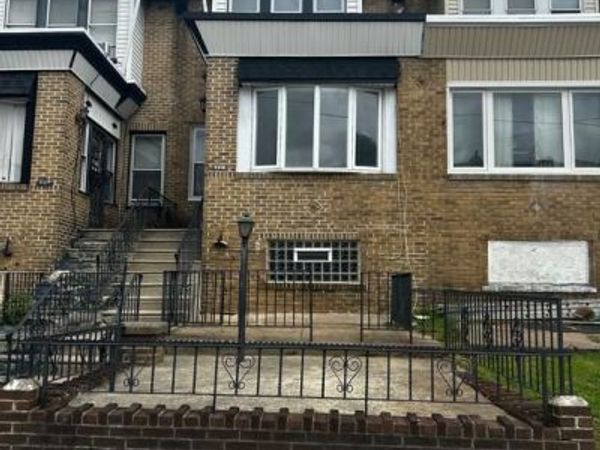 5415 W MONTGOMERY AVENUE, PHILADELPHIA, PA 19131