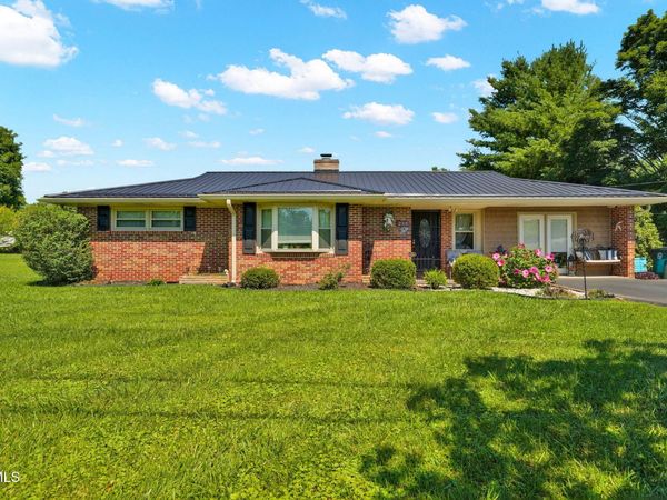 239 Gray Station Road, Johnson City, TN 37615