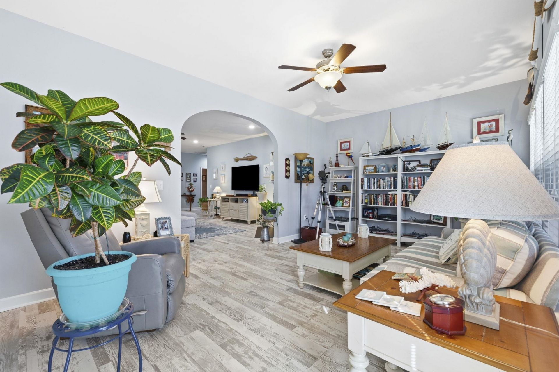 1600 Belle Ridge Ct.  Photo 6