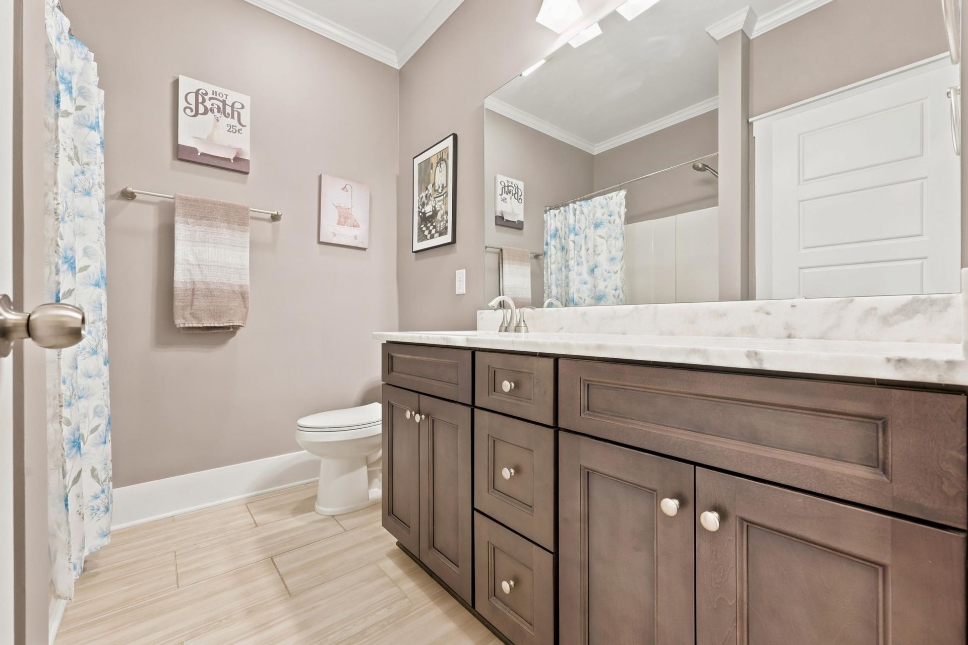 1016 Montage Commons Dr. Photo 29