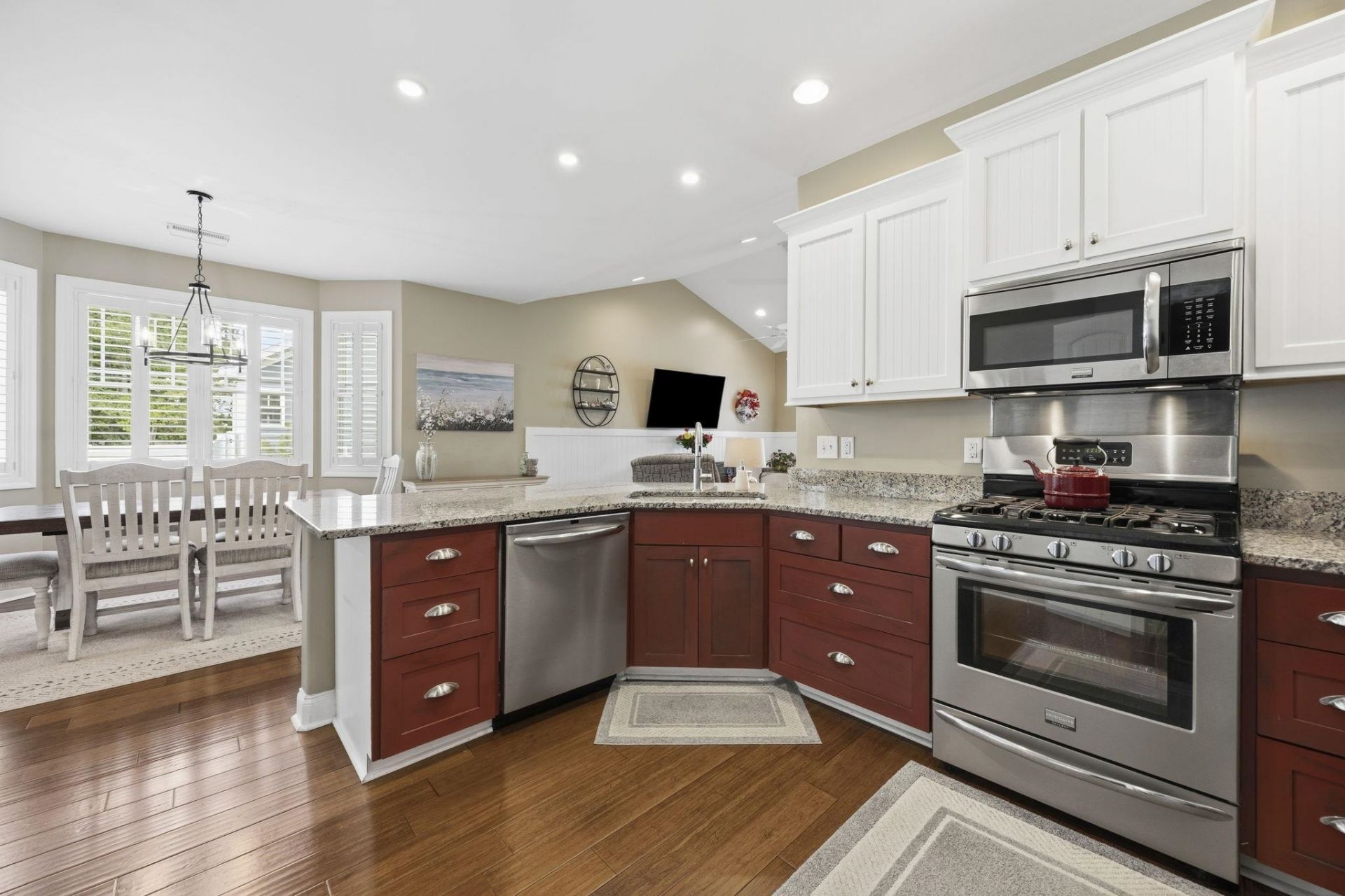 332 Waties Dr.  Photo 10