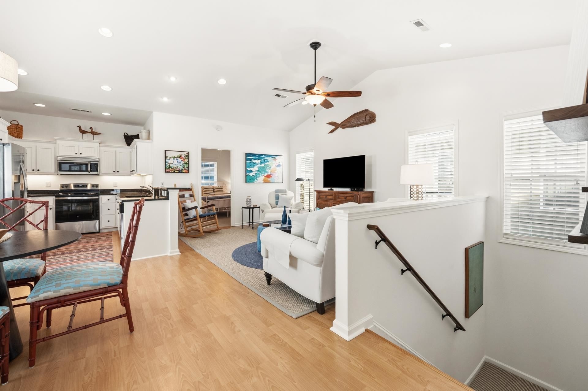 72 Weatherboard Ct.  Photo 21